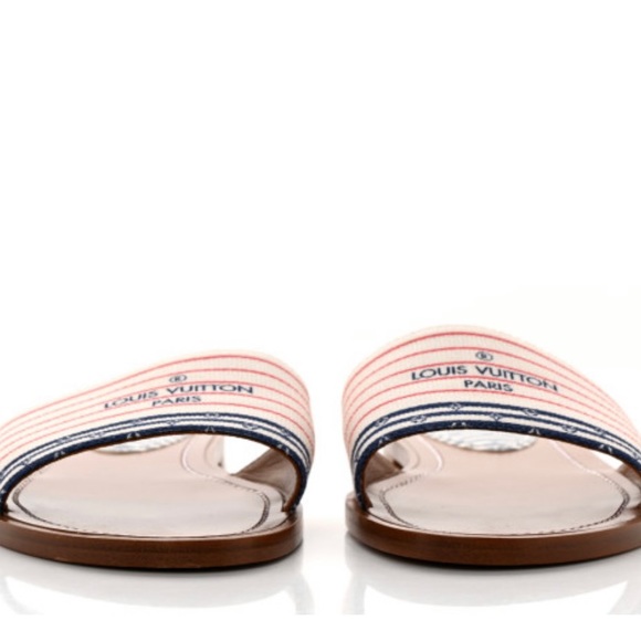 Louis Vuitton Canvas LV Escale Lock It Flat Mule - Picture 3 of 8